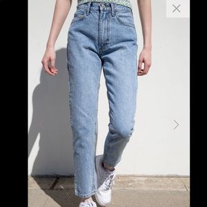 Brandy Melville Jane Light Wash Jeans | M